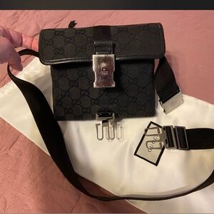 Gucci Black Belt Bag with Modern Design